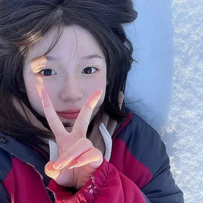 穿成极品老妇之后只想当咸鱼